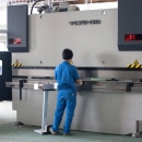 型鍛壓機瞬間壓扁鐵塊藤野貿易客戶案例展示視頻